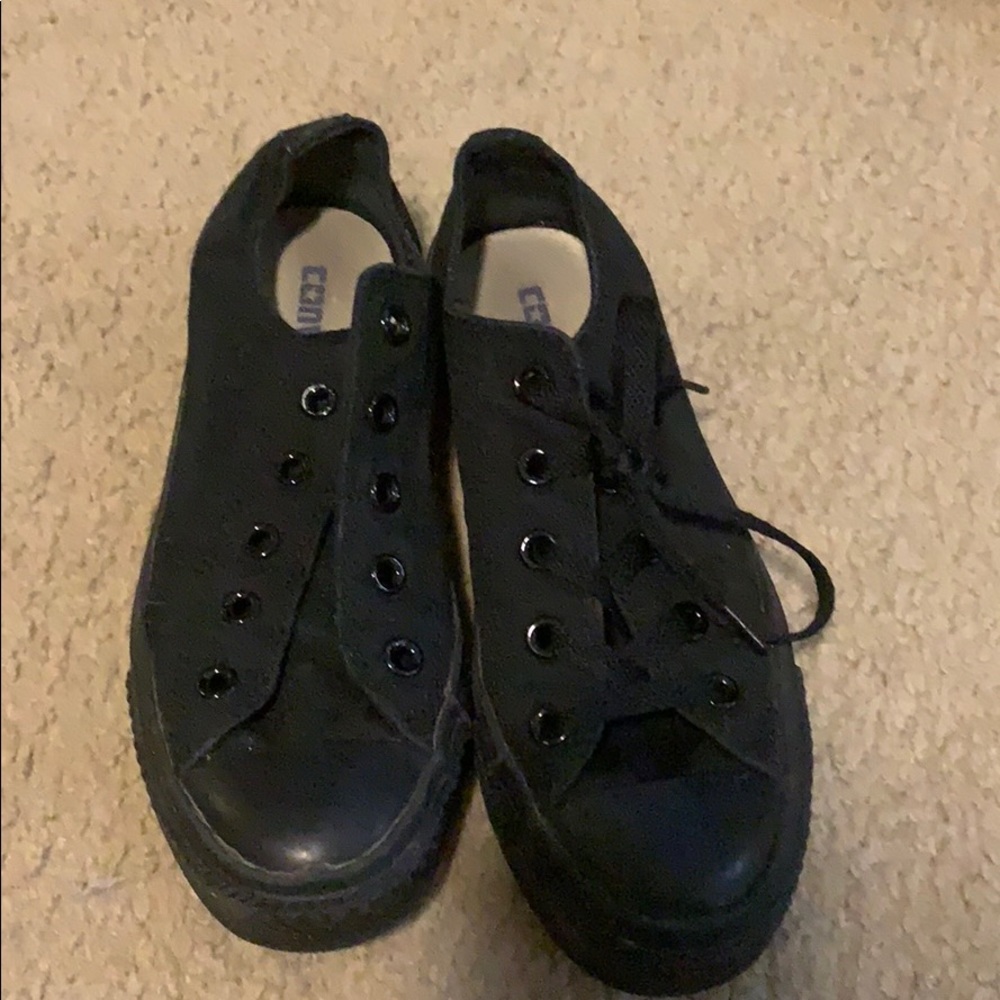 black converse